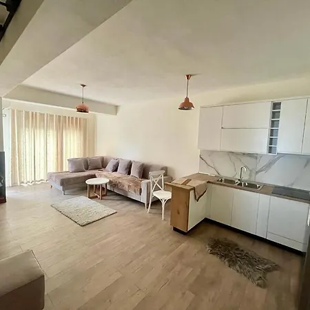 Eni Appartement Durrës