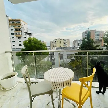Apartment Eni